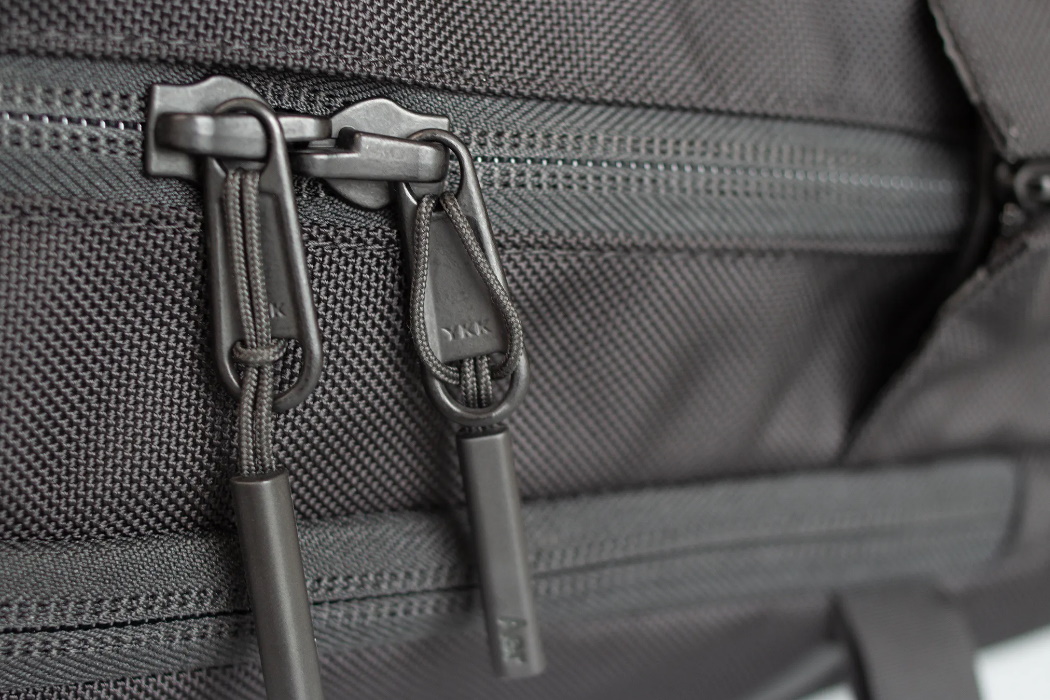 marcas de mochilas con cremalleras YKK