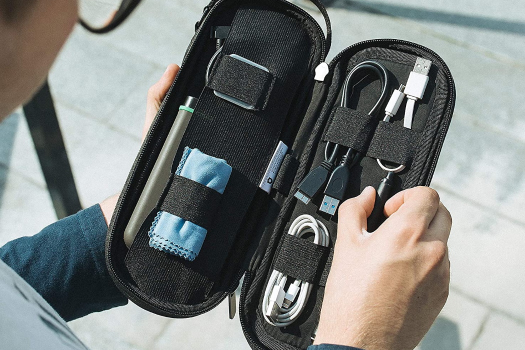 Lista de Viaje Organizador de Cables Side By Side Power Packer