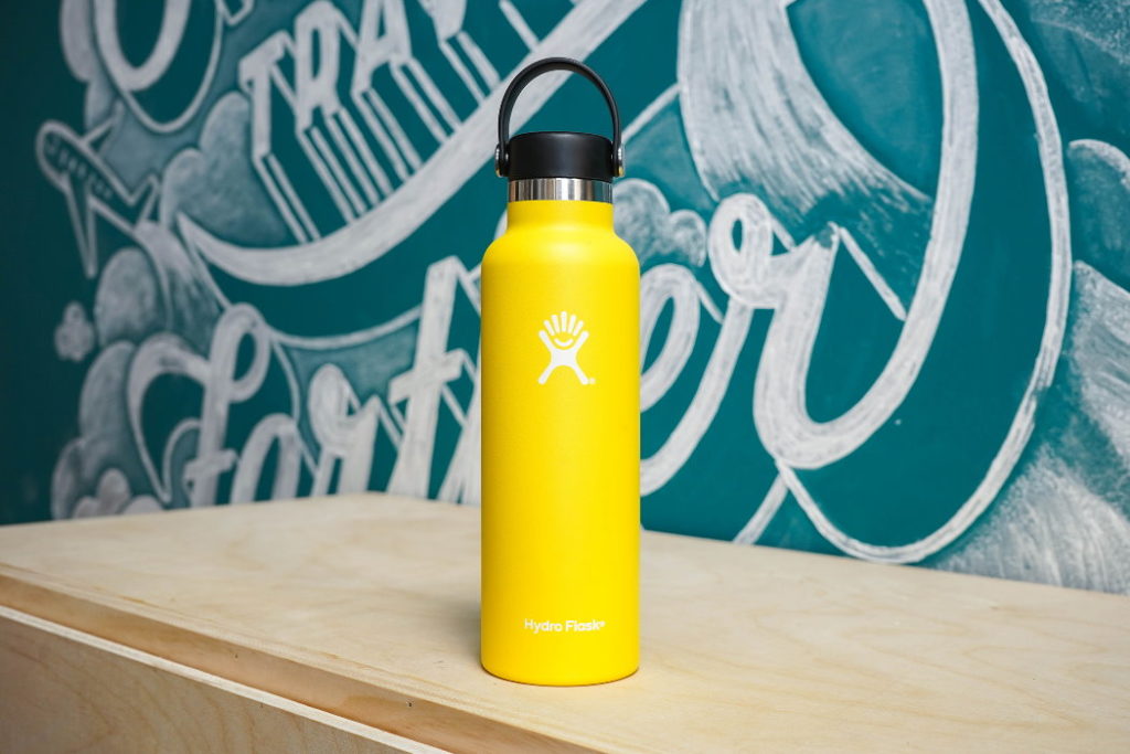 botella hydro flask standard mouth 18 oz amarilla