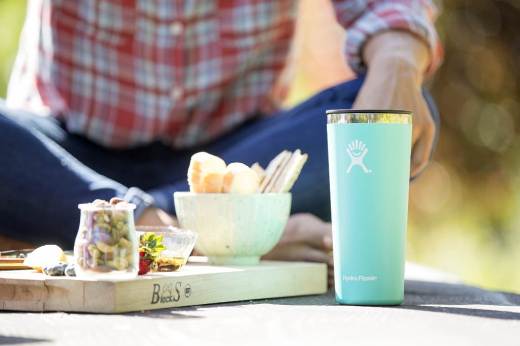 vaso termico hydro flask tumbler 22 oz viajes