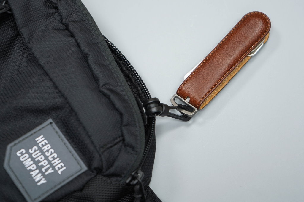 riñonera herschel supply co tour hip pack clip